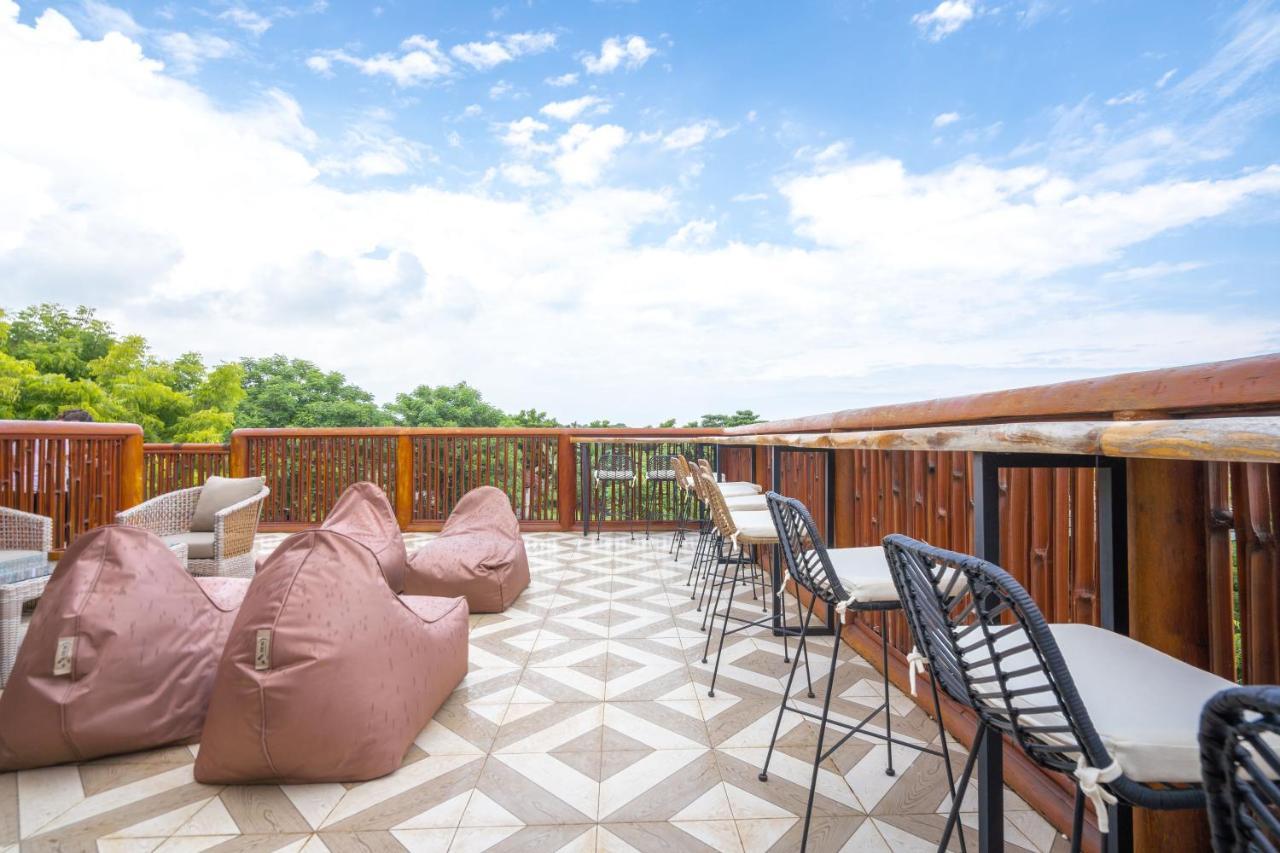 קובו Lunar Dive Resort: Bamboo Villas מראה חיצוני תמונה